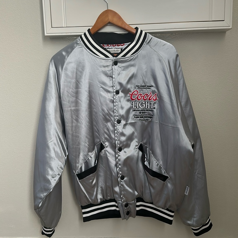 Super cute bomber